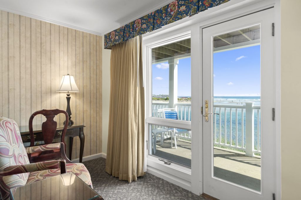 sparhawk oceanfront rooms doors to outdoor deck